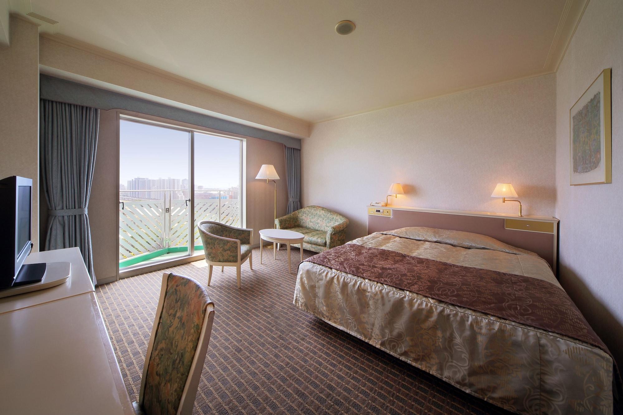 Hotel Springs Makuhari Chiba Exterior photo